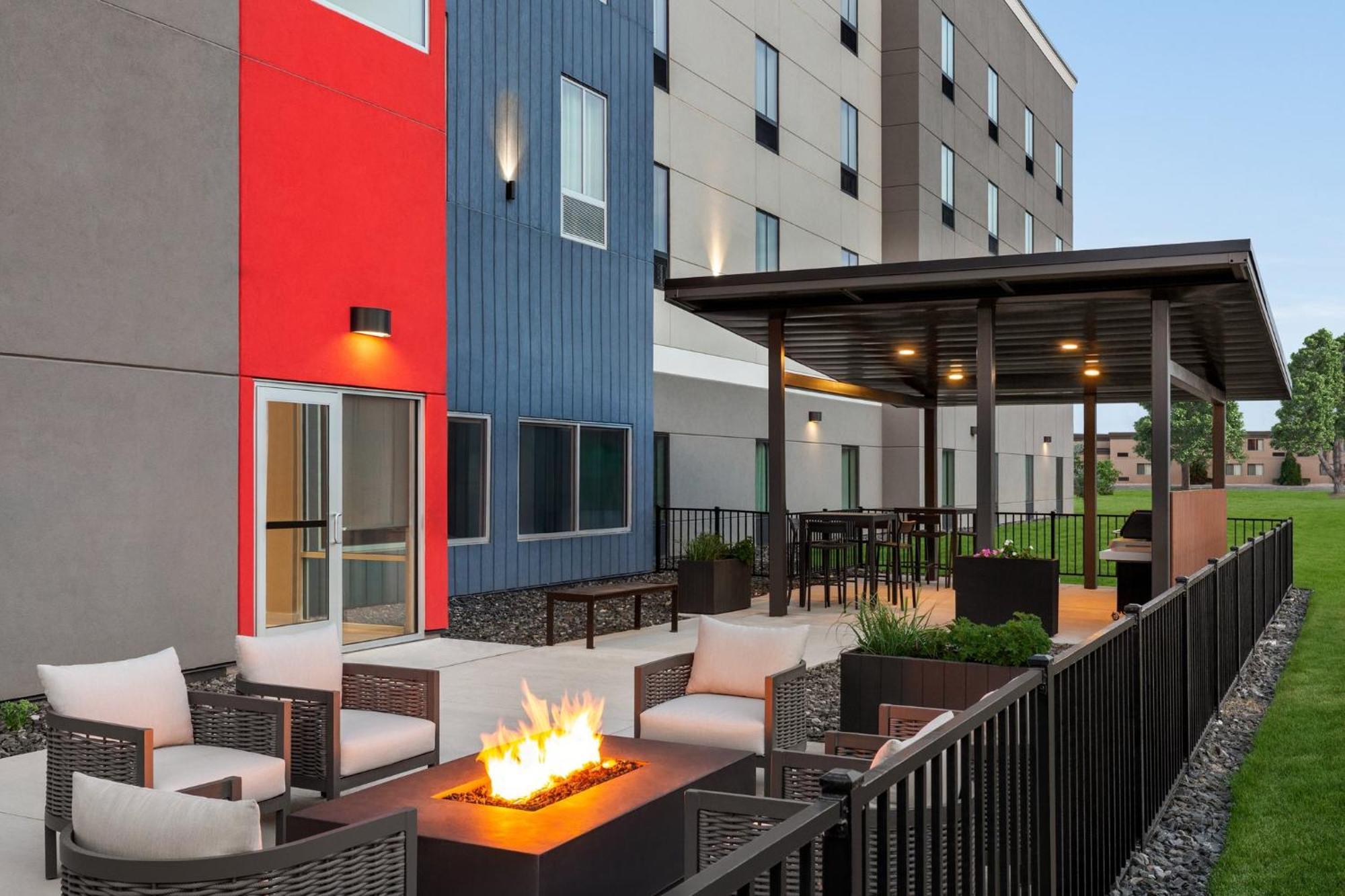 Avid Hotel North Platte By Ihg エクステリア 写真